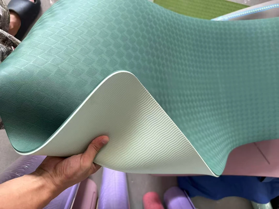 183x61x6浅绿墨绿色瑜伽垫防滑不跑垫不移垫清仓处理