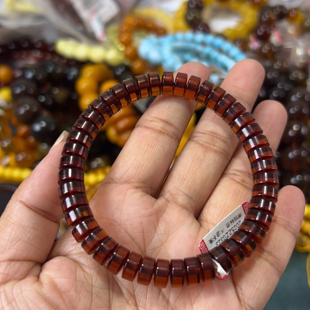 未镶嵌琥珀珠宝奇石465