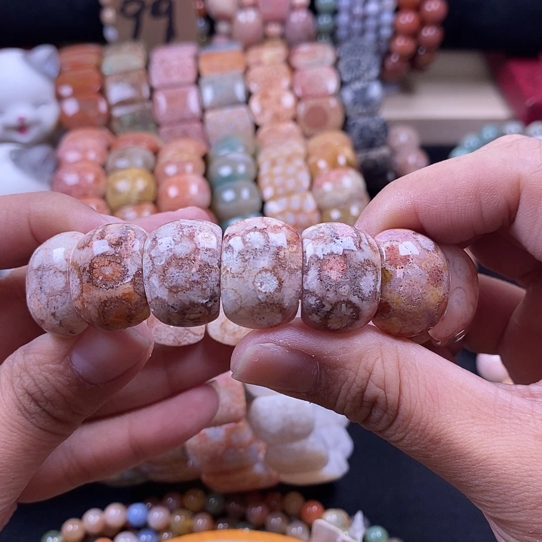 硅化珊瑚（珊瑚玉）手牌未镶嵌28