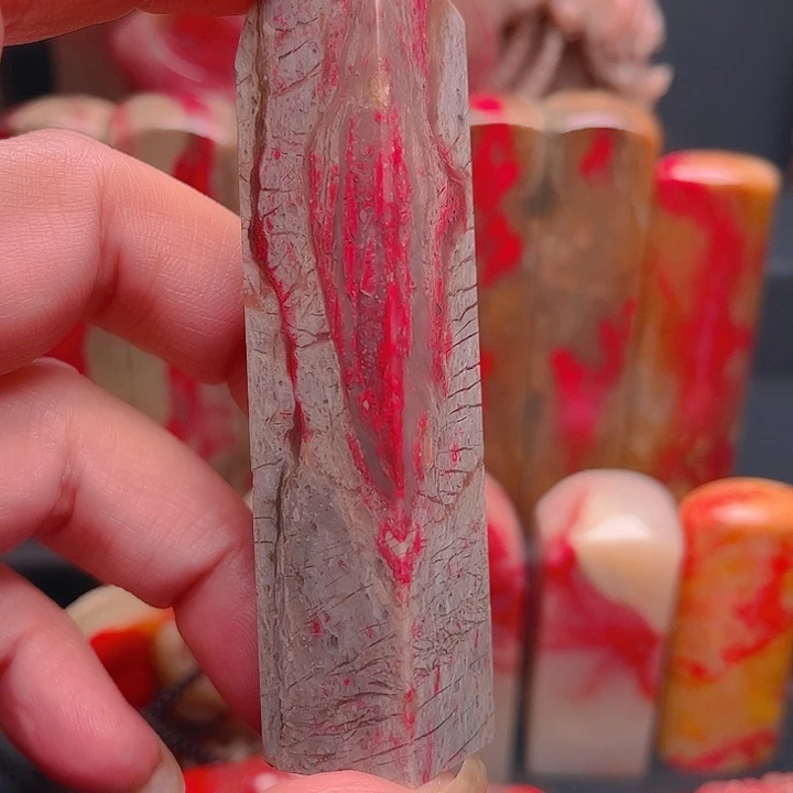 昌化鸡血石军*昌化鸡血石质地优良