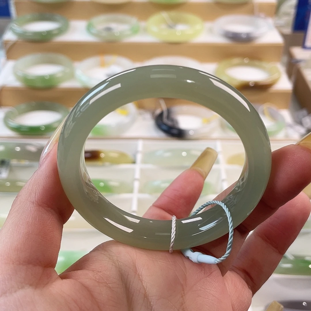 和田玉未镶嵌手镯冰晴水 高冰