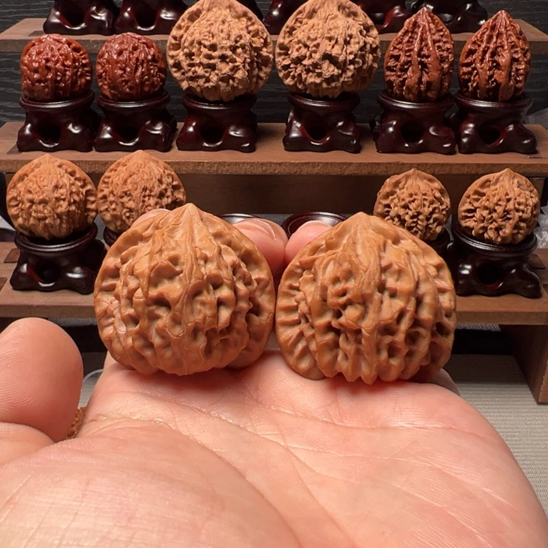 文玩核桃把件40龙门涧