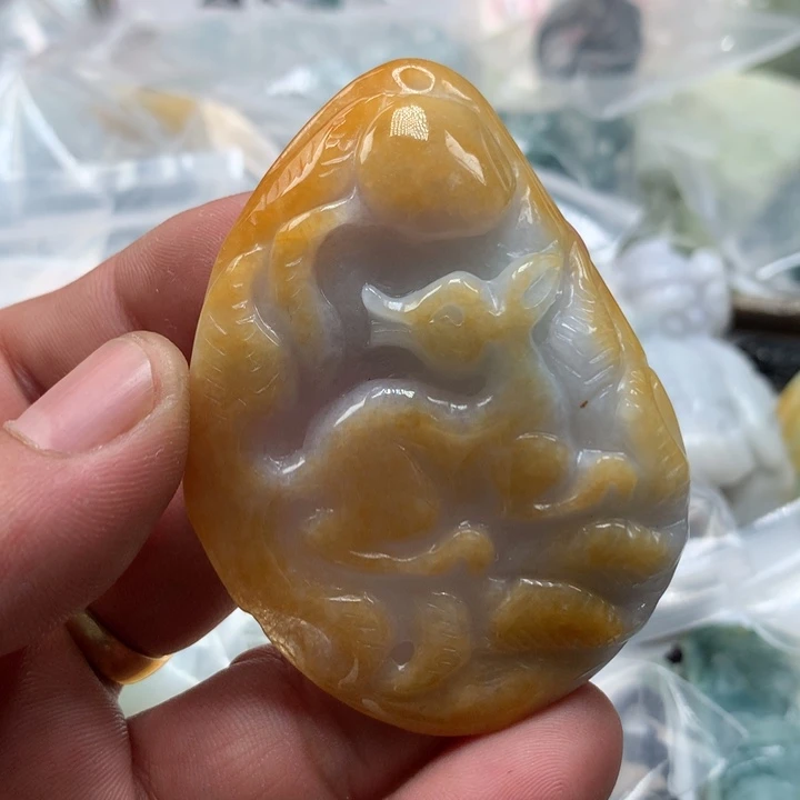 翡翠未镶嵌颈饰保真天然a货翡翠
