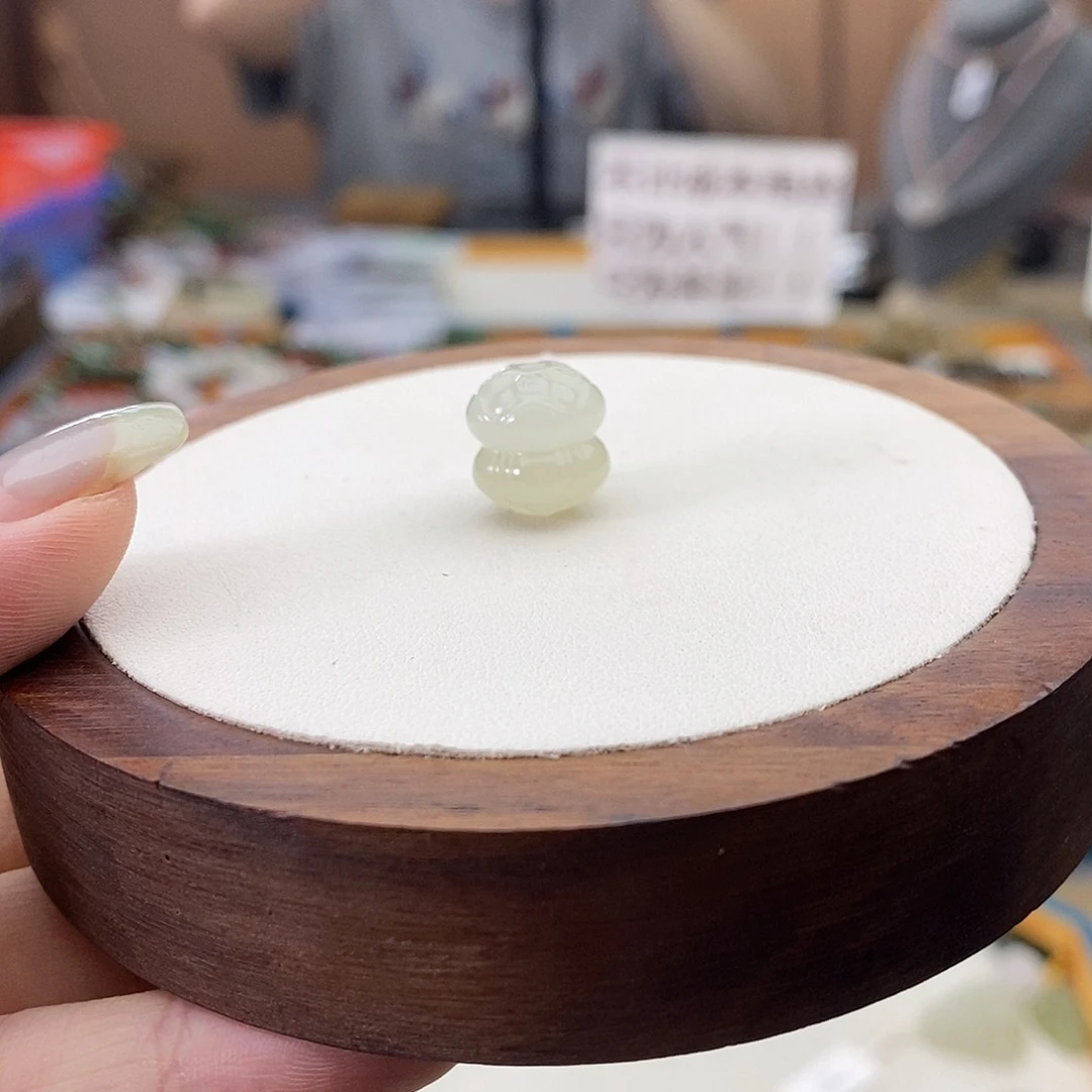 未镶嵌手链和田玉w18