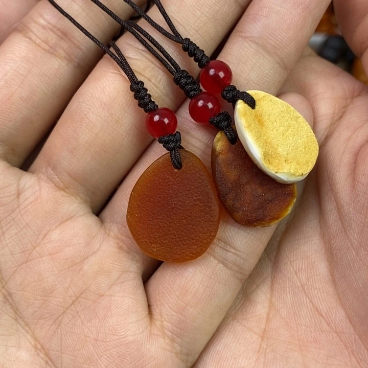 琥珀珠宝奇石未镶嵌多样性发其一