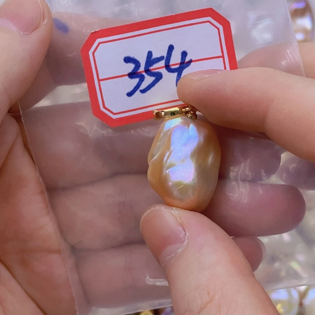银S925镶嵌淡水珍珠吊坠