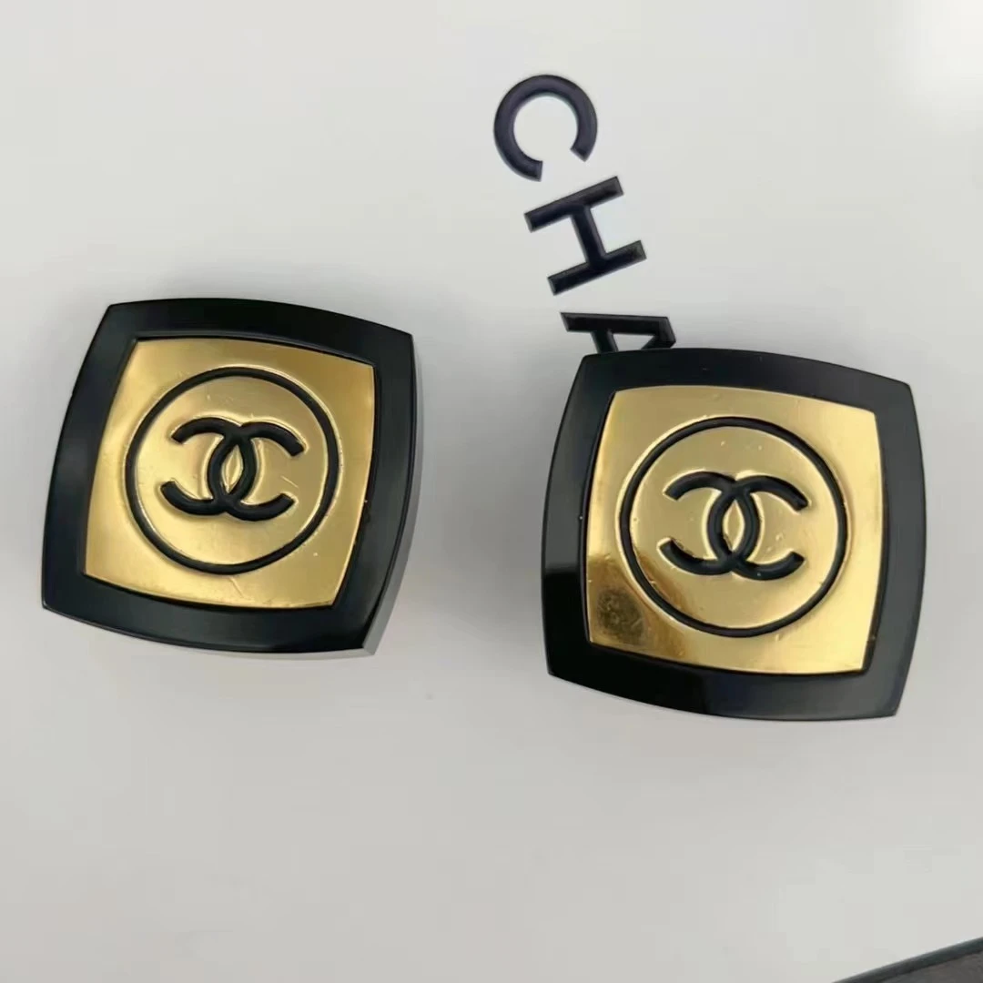 95新 Chanel/香奈儿 Chanel vintage香奈儿中古方块黑金耳夹