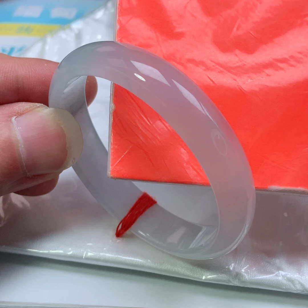 翡翠手镯（贵妃镯）未镶嵌1075号