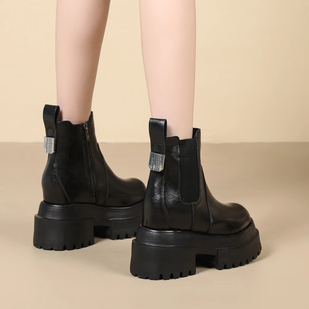 厚底内增高切尔西短靴女2025冬季新款小个子显瘦洋气配裙粗跟短靴