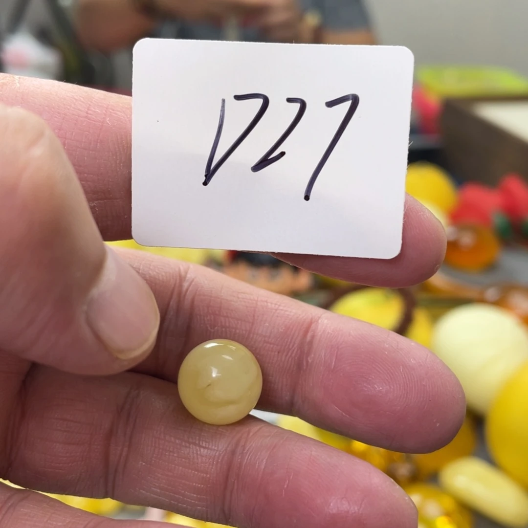 手链琥珀未镶嵌多样性发，发其中一件