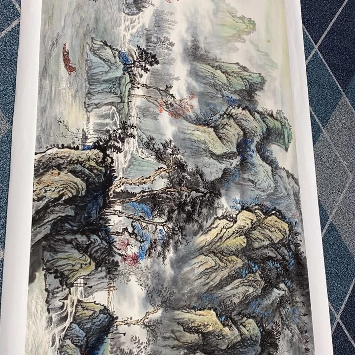 手绘作品等多种形式进行