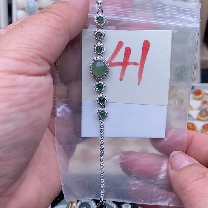 未镶嵌戒指翡翠缅甸