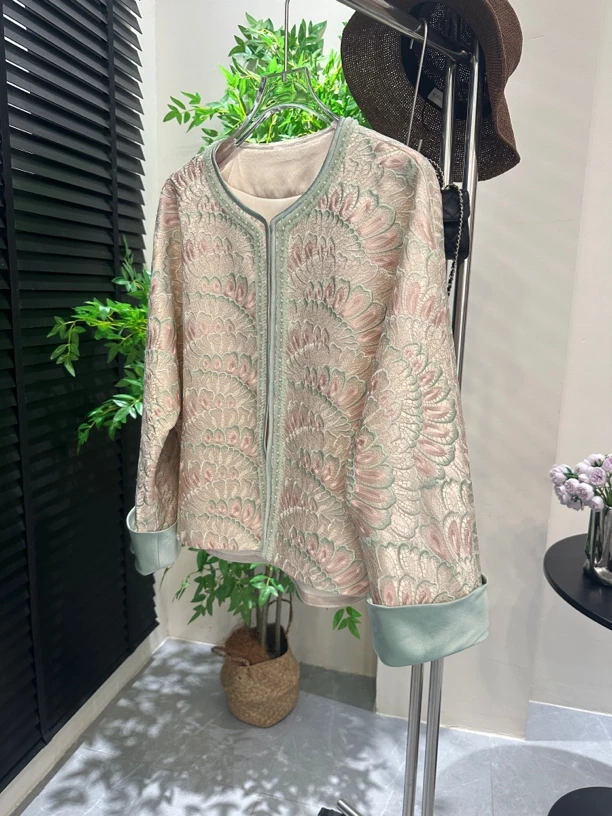 宽袖女新中式纯色刺绣春季短外套百搭