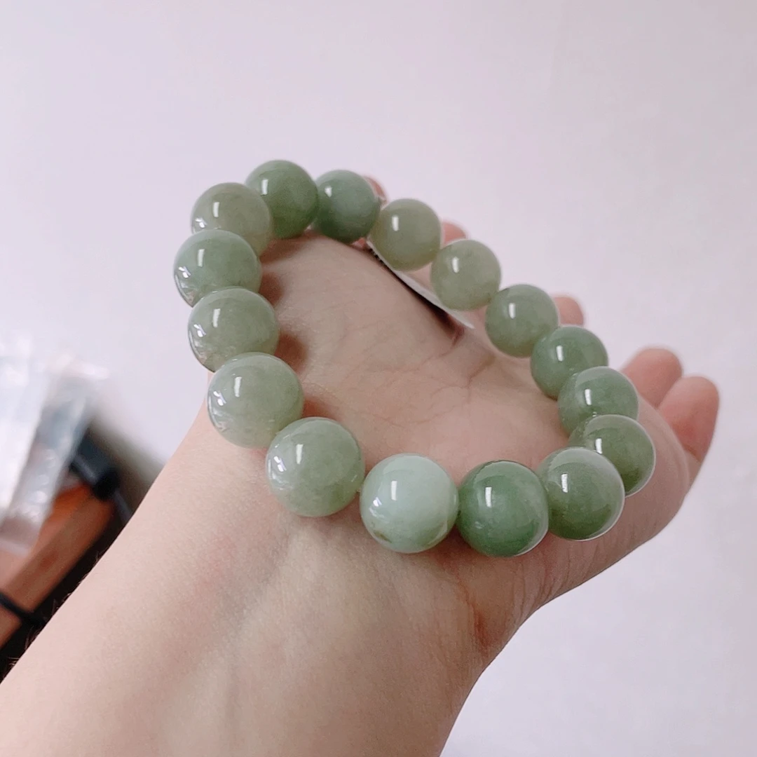 定制翡翠未镶嵌珠串