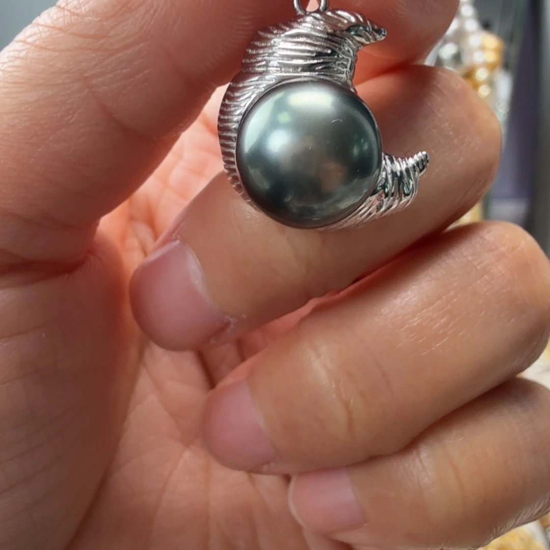 颈饰银S925镶嵌海水珍珠