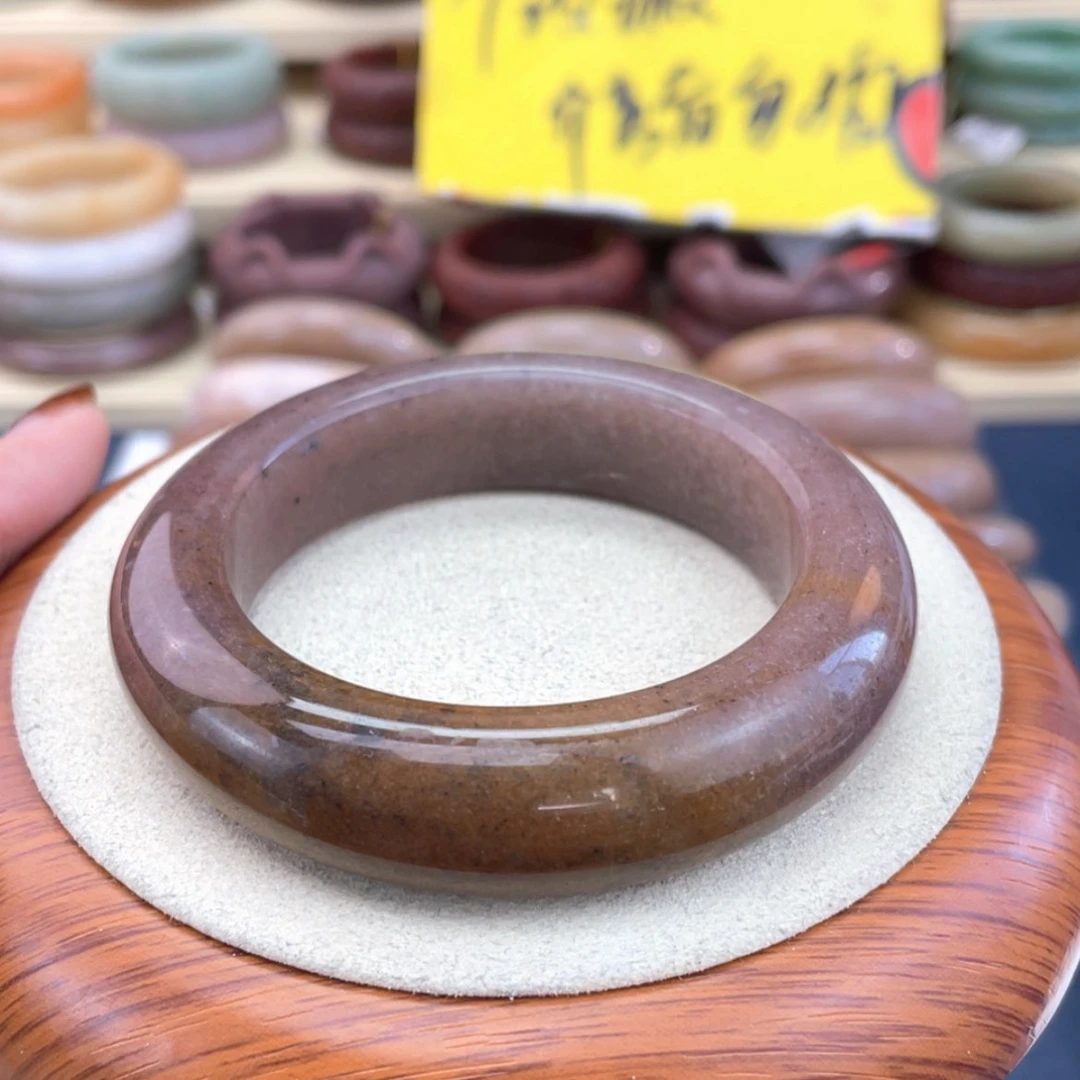 【闪购商品】石英质玉手镯未镶嵌