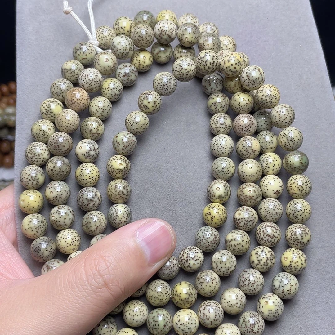 豬****吊坠星月菩提10尺寸，石玉料，带备籽
