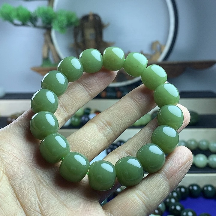 和田玉未镶嵌手串