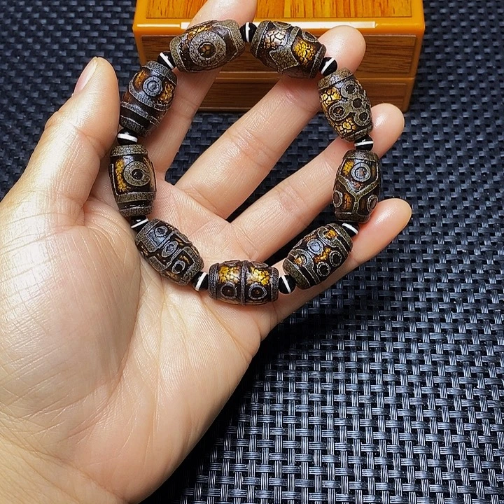 焱***未镶嵌手链玛瑙/玉髓