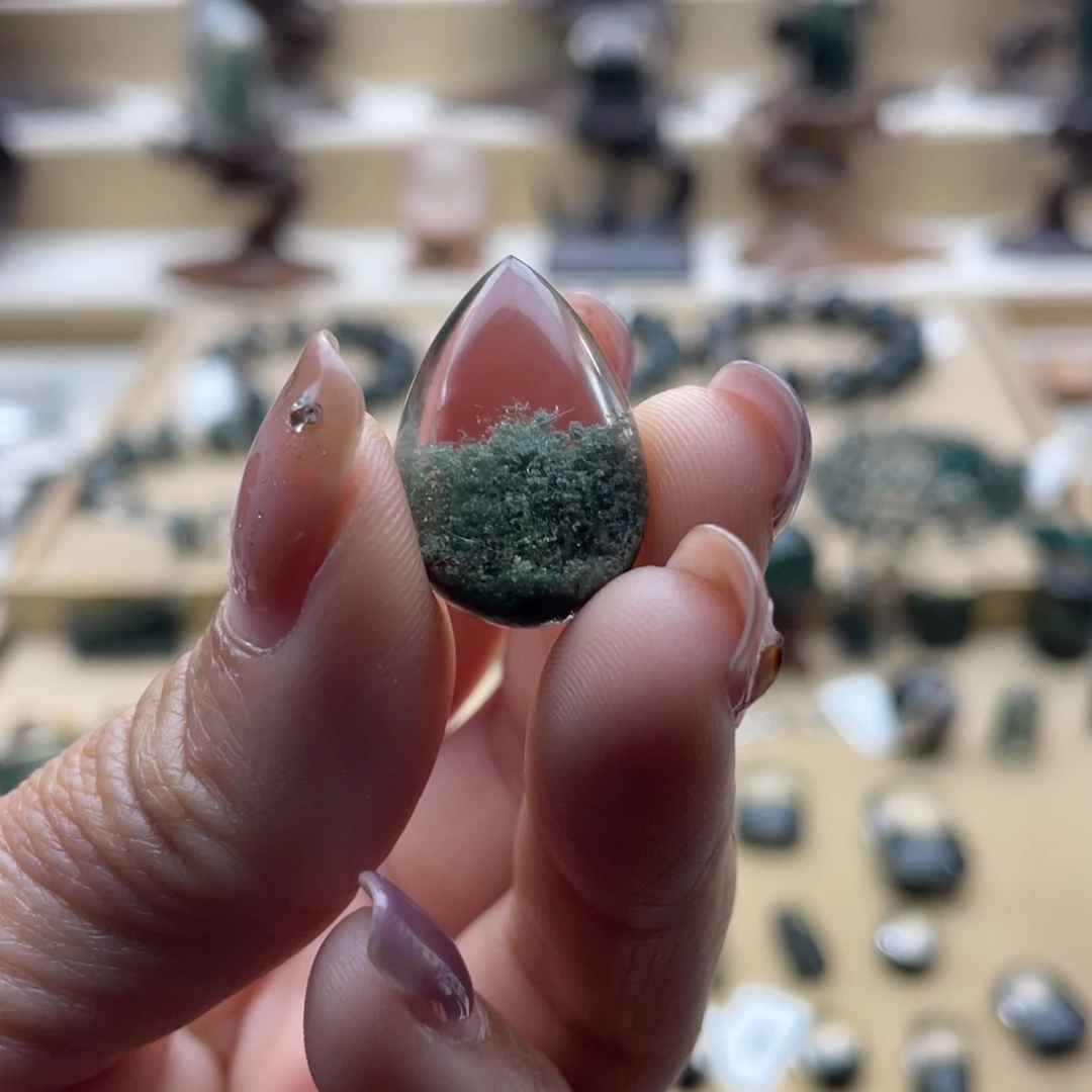 未镶嵌水晶颈饰绿幽灵水滴吊坠定制