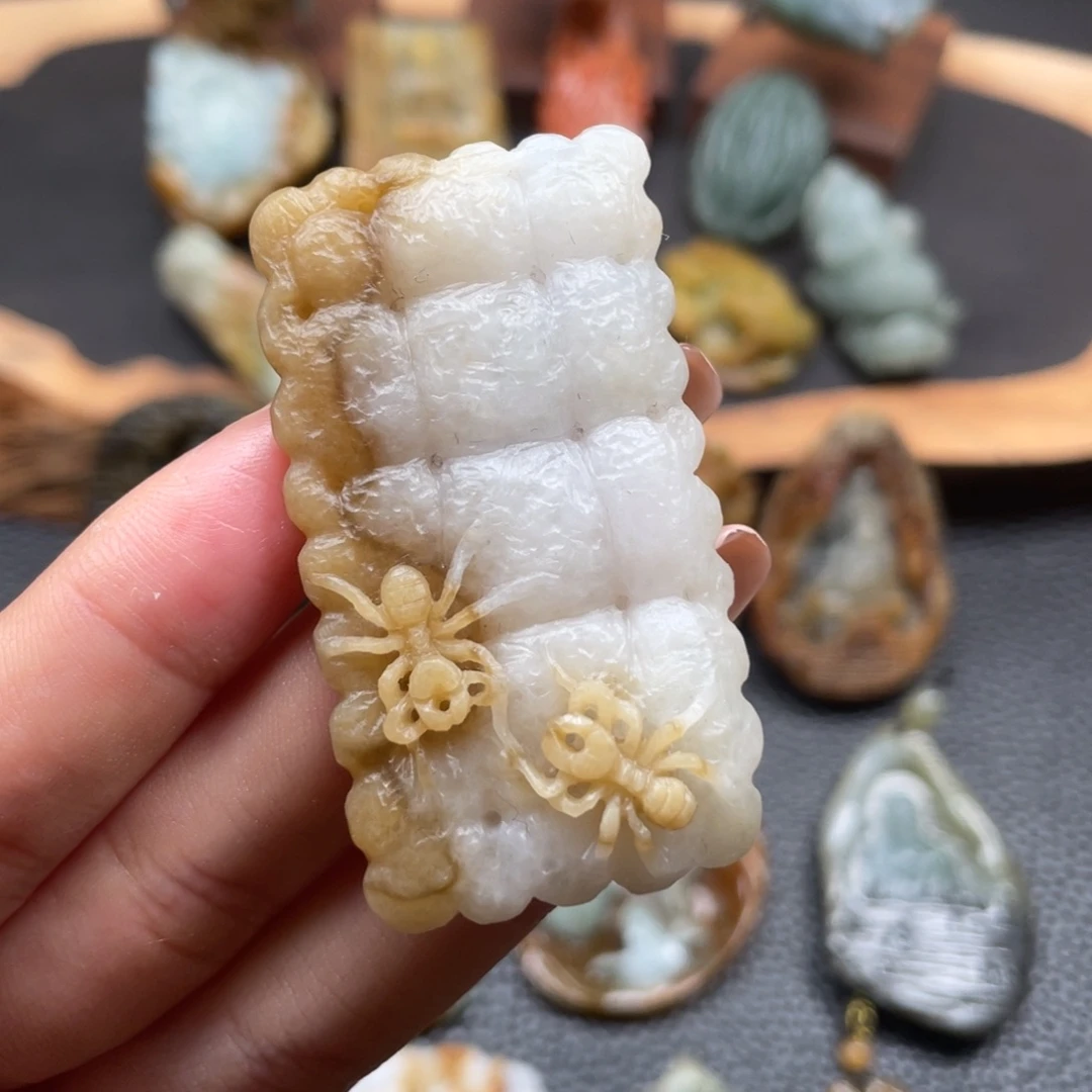 定制翡翠未镶嵌翡翠