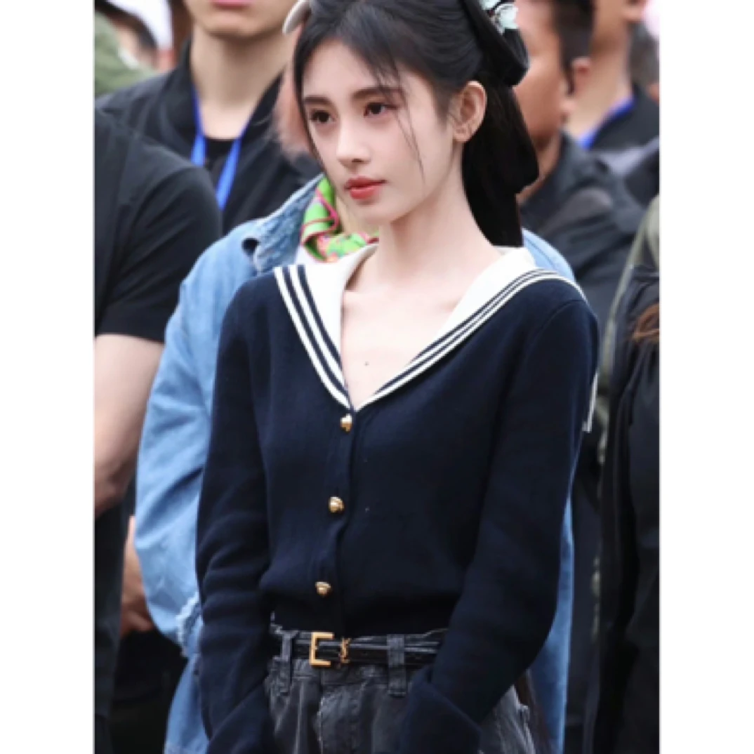 99新 MIU MIU/缪缪 水手领经典logo针织衫 38码 99新 GM003852