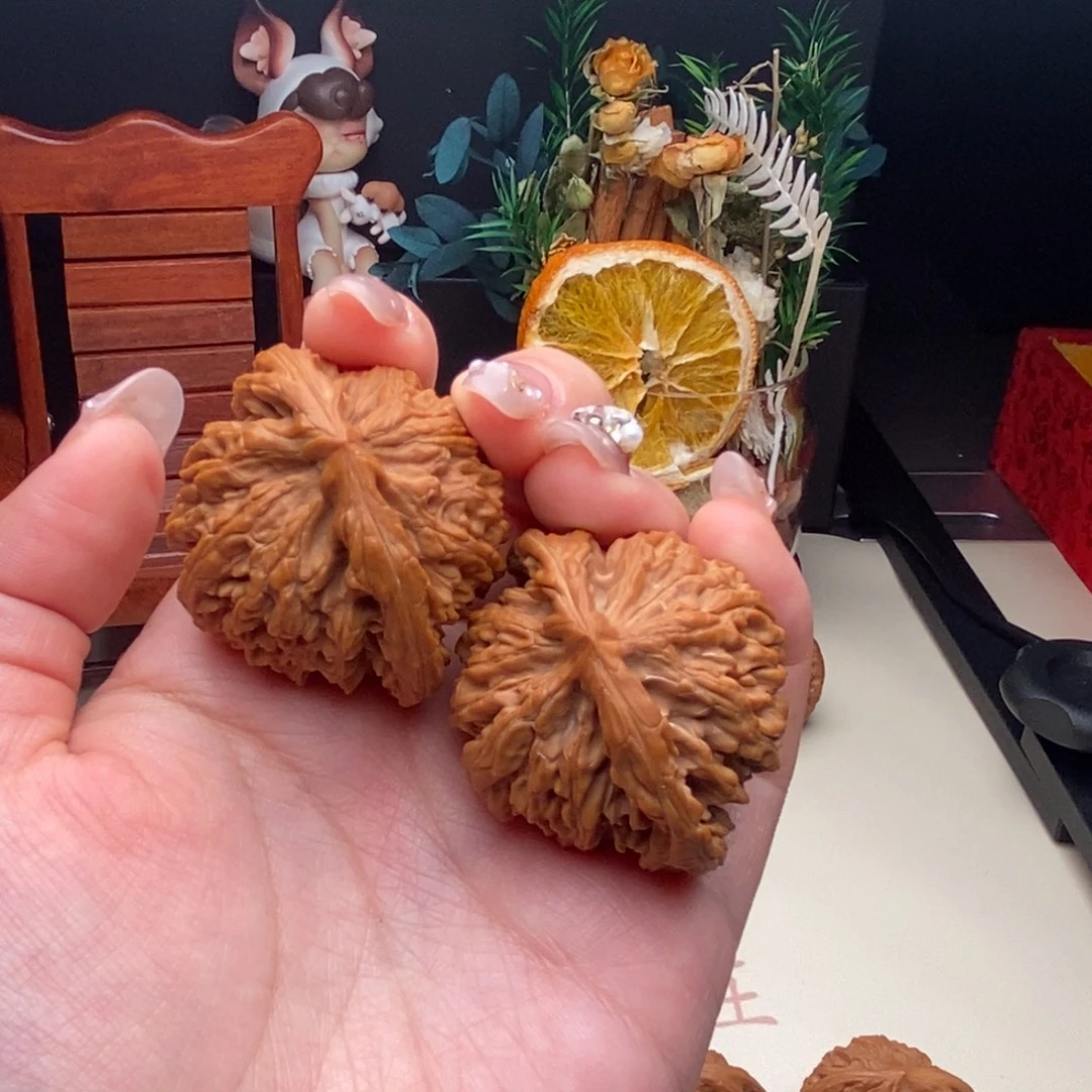 苹***园把件桃核玉华宫45➕