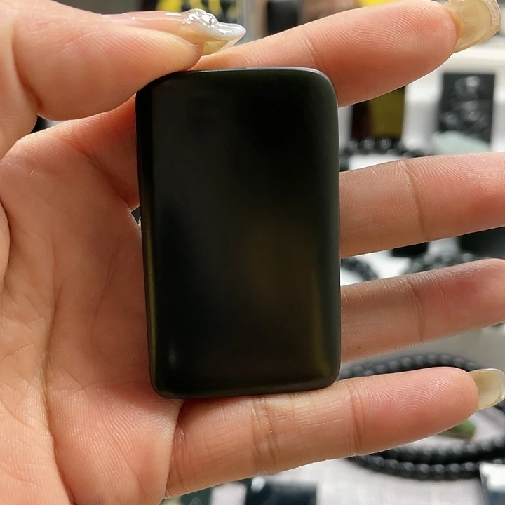 【闪购商品】和田玉（青玉）颈饰未镶嵌h****8