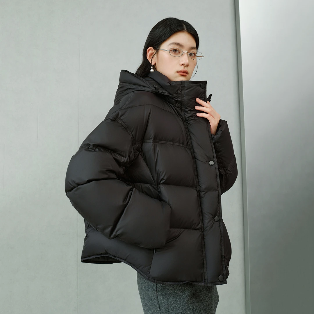 艾莱依时尚秋冬显瘦女士休闲氛围感松弛慵懒风休闲短款4063
