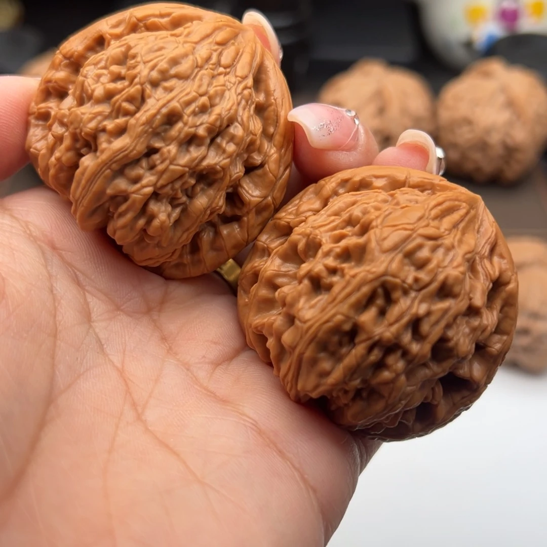 文玩核桃把件虎头王44