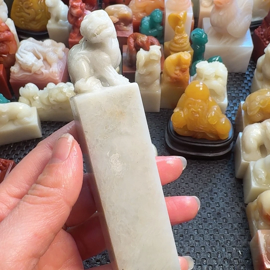 寿山石印石老挝石