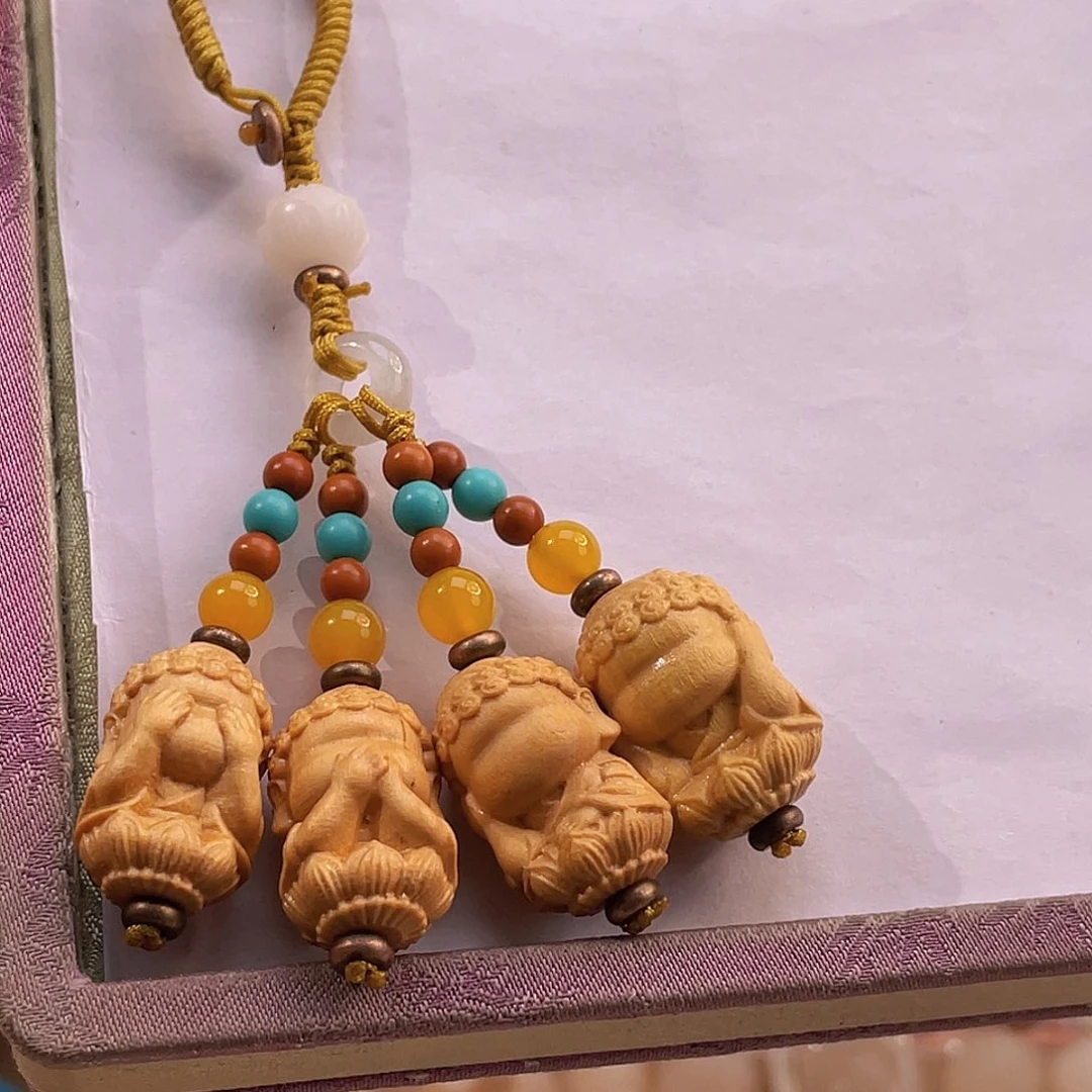 毛线毛线芭比檀四不佛挂件