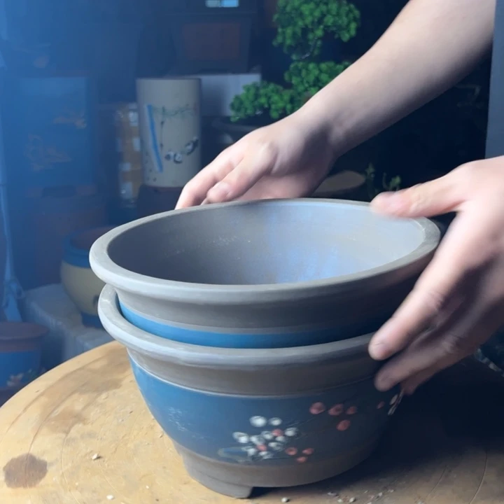 宜兴紫砂花盆蓝富贵点彩