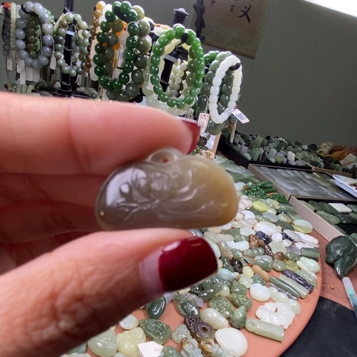 和田玉（碧玉）未镶嵌手链