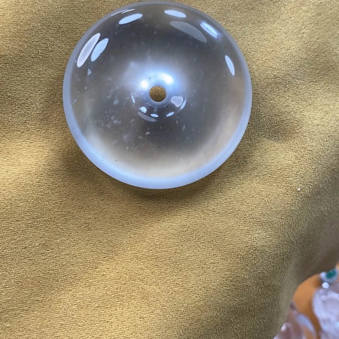 未镶嵌吊坠石英质玉极**人