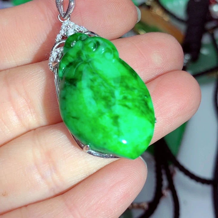 翡翠吊坠(不含链)未镶嵌