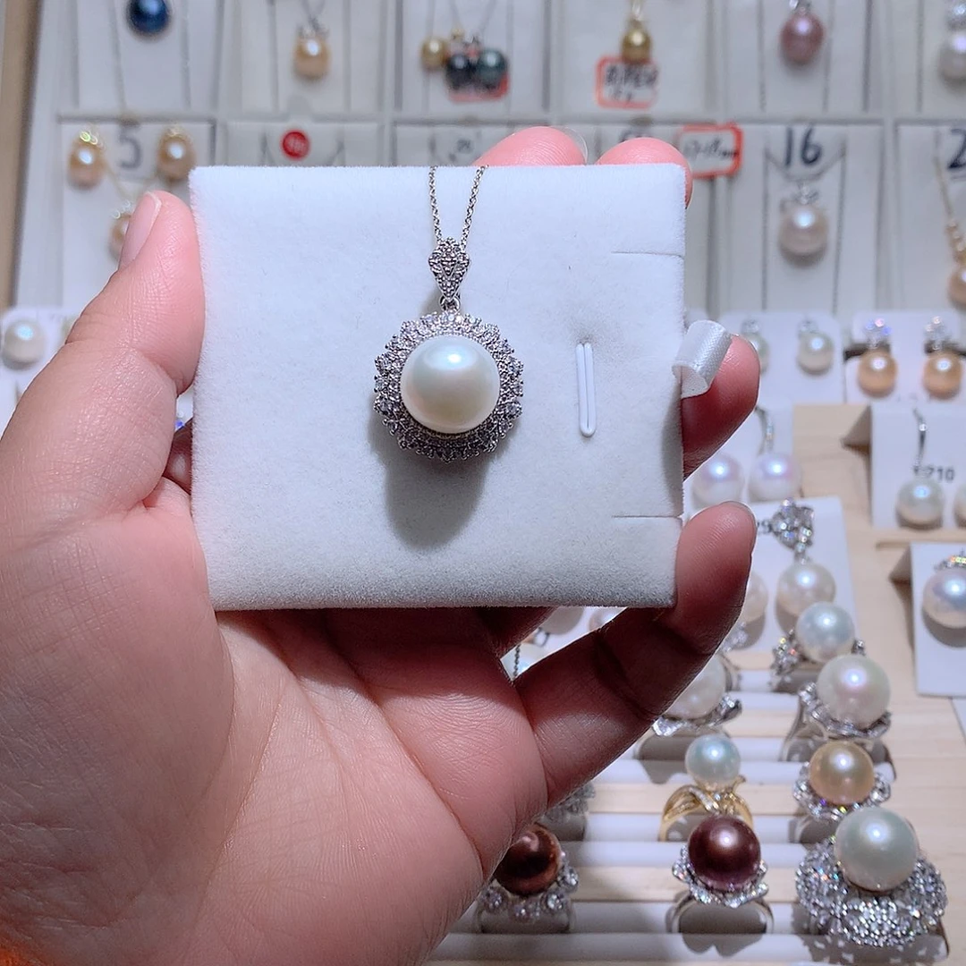 未镶嵌吊坠(赠链)淡水珍珠CC13.5mm