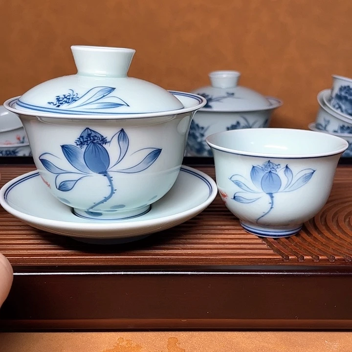 160毫升手绘盖碗加1个手绘杯