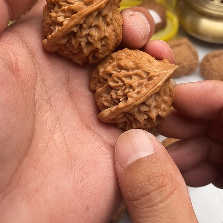 更***新文玩核桃吊坠龙门涧