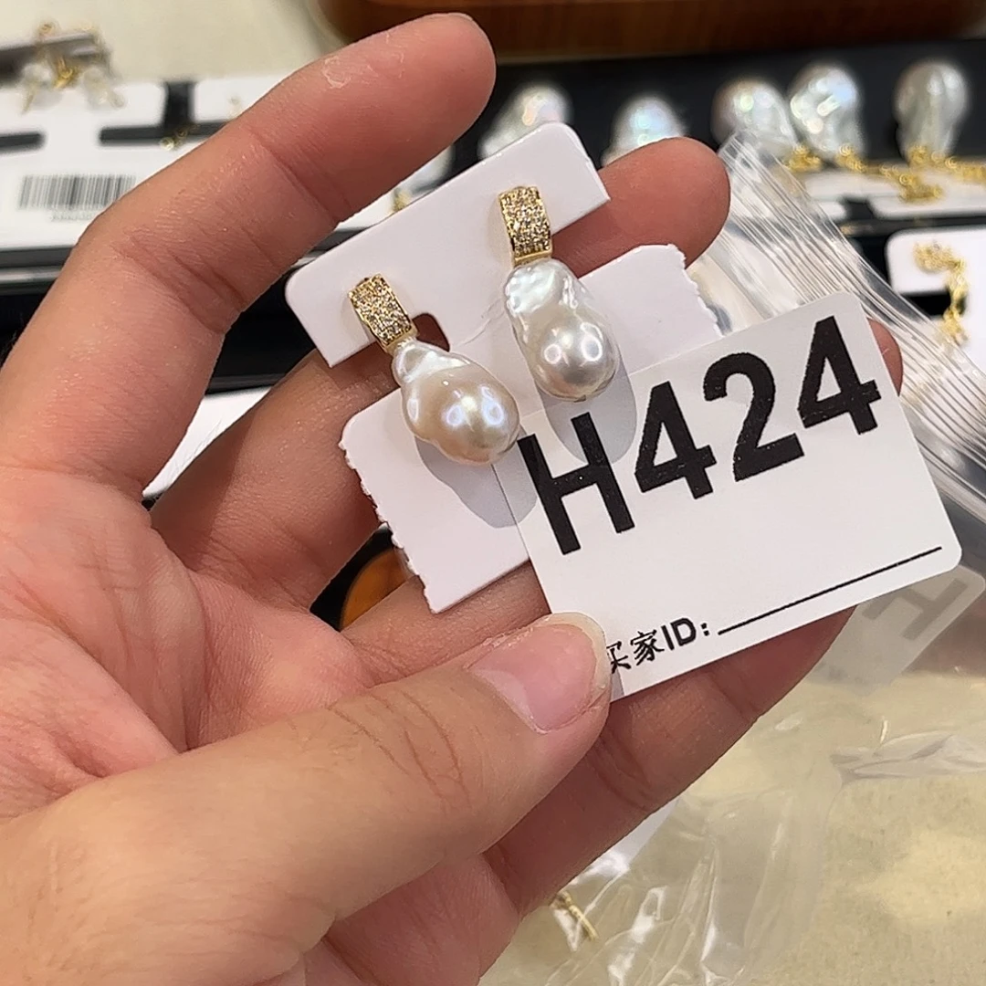 合金淡水珍珠耳饰