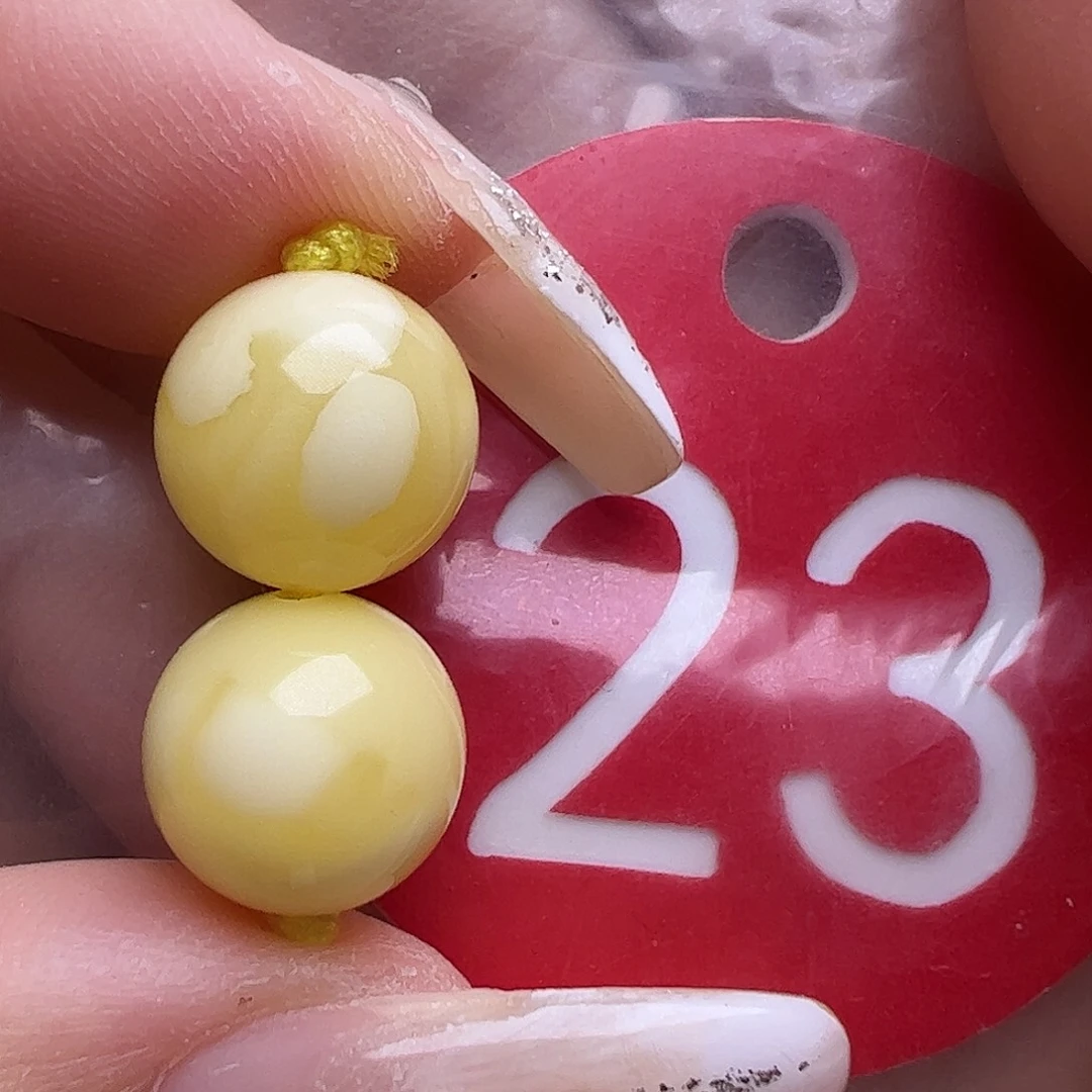 未镶嵌蜜蜡裸石10mm圆珠