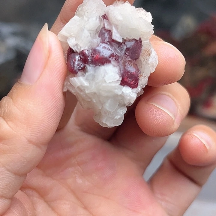【闪购商品】天然辰砂天然原矿朱砂摆件