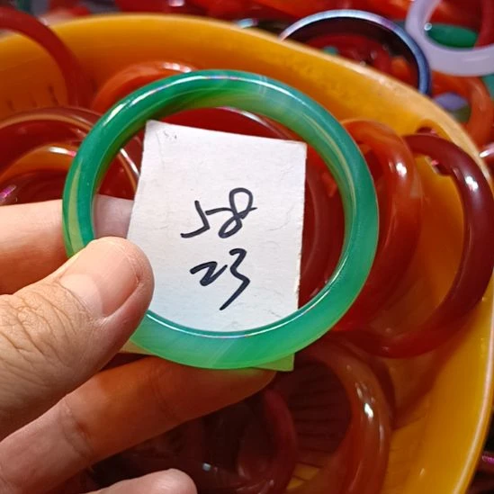 手镯玛瑙/玉髓未镶嵌