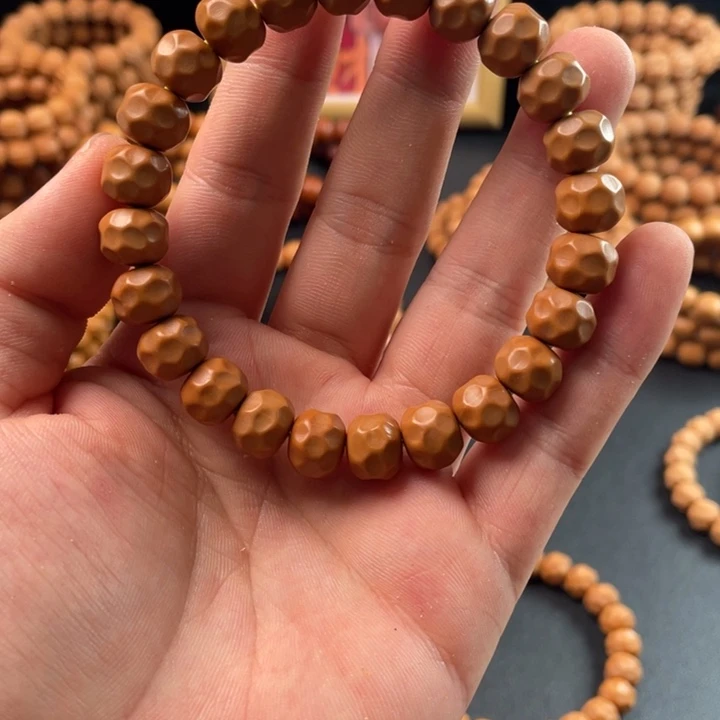 猴头核桃手串自然走色深坑奶酪10➕尺寸 新人福利