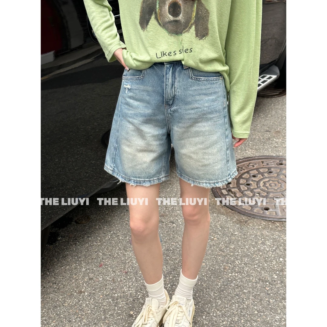 【LIUYI】百搭显瘦高腰牛仔四分短裤56155