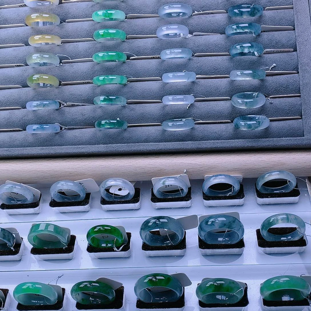 翡翠戒指未镶嵌翡翠
