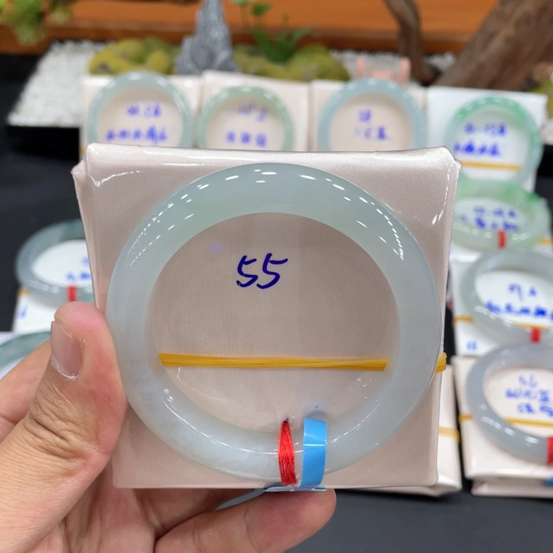 未镶嵌手镯翡翠缅甸翡翠