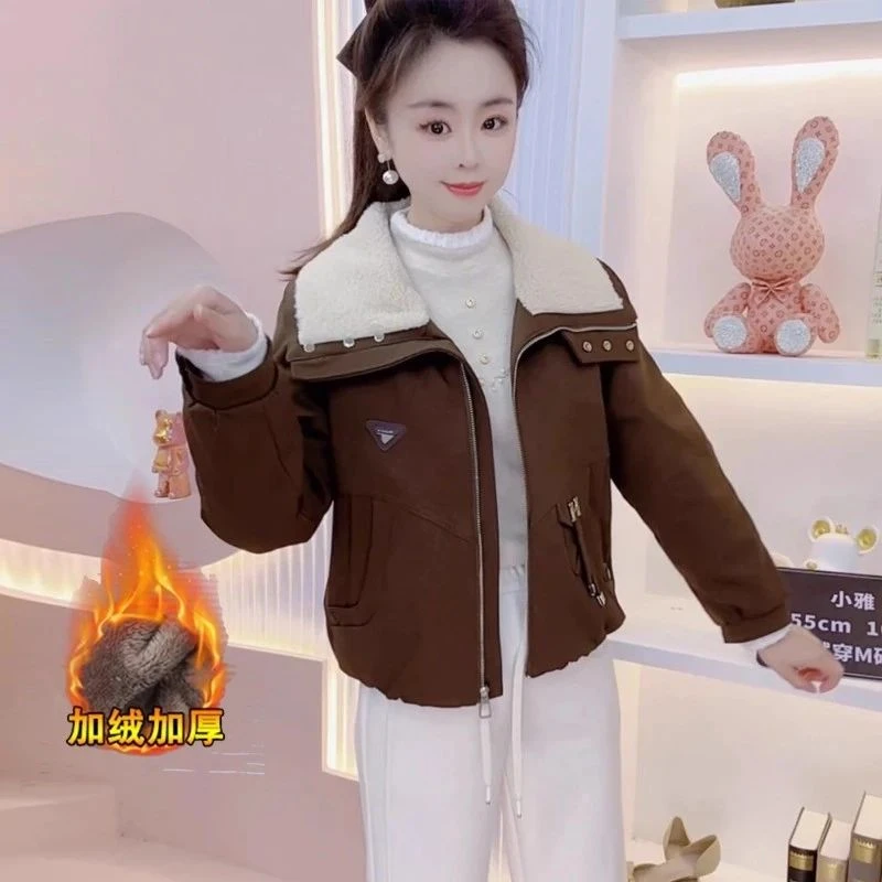 加绒加厚短款外套女2025冬季新款洋气显瘦羊羔毛翻领保暖夹克棉袄