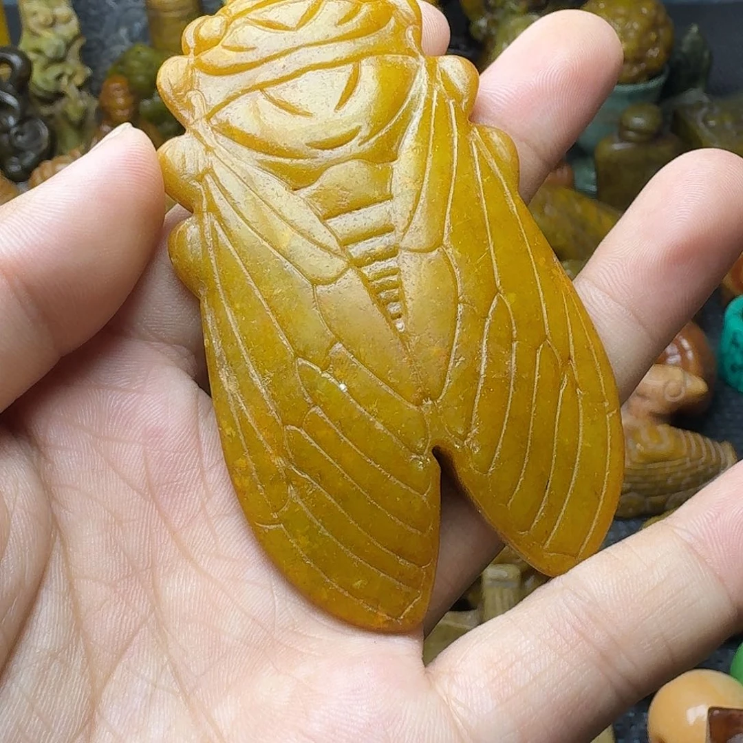 白玉菩提吊坠。。。
