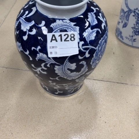 购***人瓷片瓷片瑕疵不退不换，介意不拍